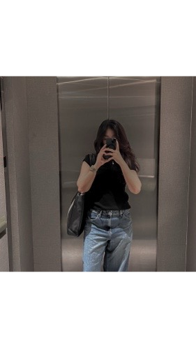 Ava