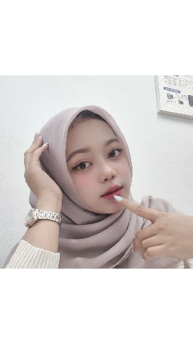 Ava
